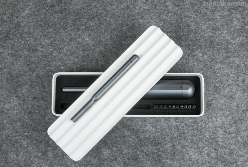 螺丝刀怎么选择？WOWSTICK 颜值出众满足日常拆装需求