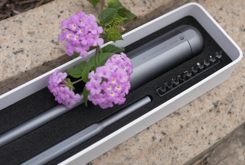 螺丝刀怎么选择？WOWSTICK 颜值出众满足日常拆装需求