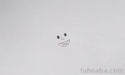 宇航员怎么画简笔画 三年级画宇航员飘在空中？