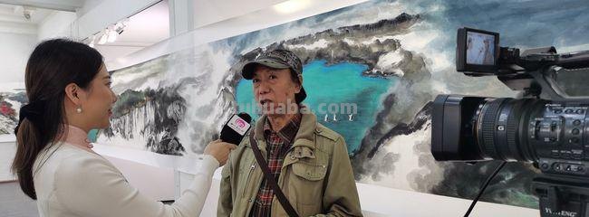 美籍华人龙纯一先生的绘画艺术:用中国传统笔墨写意“改造”西画