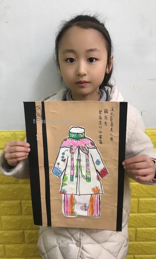 人工智能绘画:中国汉服的独特服装风格,令人惊叹的艺术作品