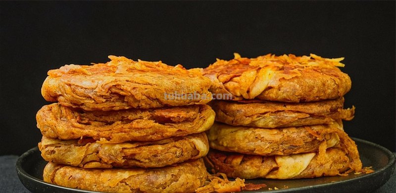 比酱香饼还馋人，面食这样做又酥又软，3块钱就能做8张饼，真香