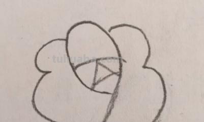 简笔画玫瑰花怎么画 如何画简单的玫瑰花？