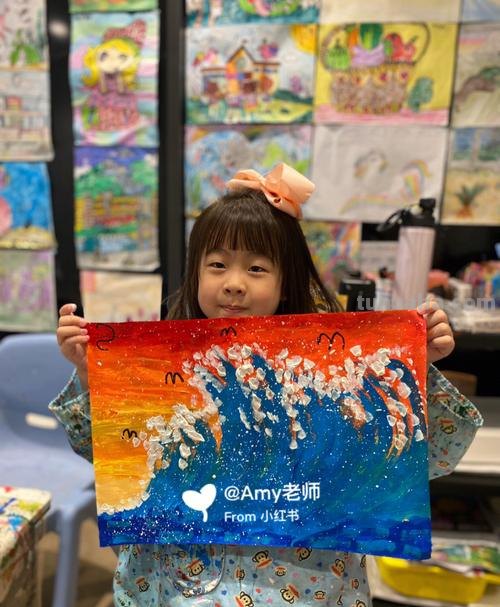 如何用色彩画海浪？色彩海浪的绘画技巧分享 