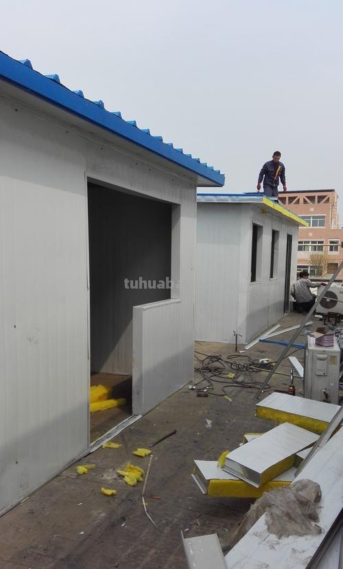 彩色彩钢板：打造丰富多彩的建筑外观 
