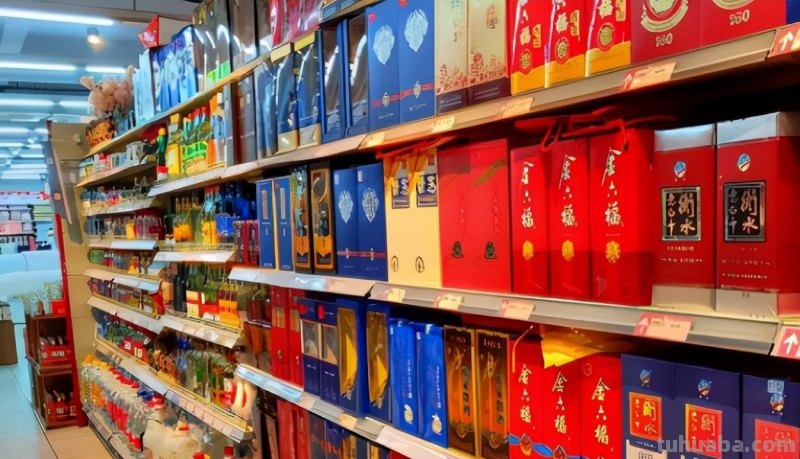 在超市怎样才能买到好酒？记住这4个“技巧”，便宜也能买到佳酿