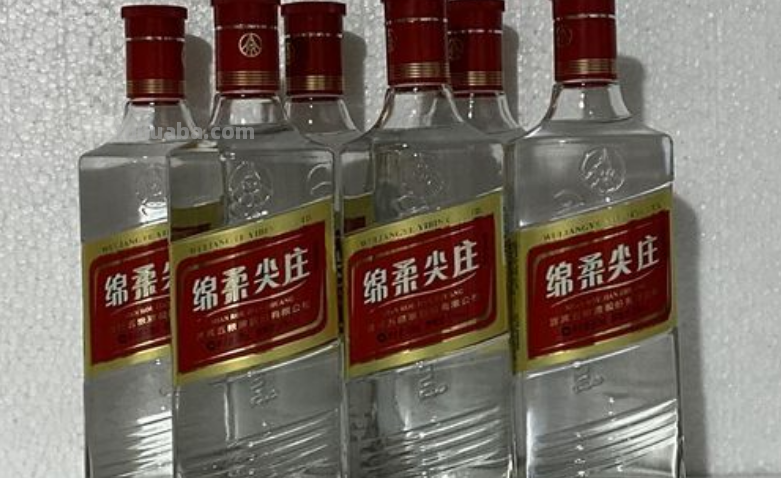 在超市怎样才能买到好酒？记住这4个“技巧”，便宜也能买到佳酿