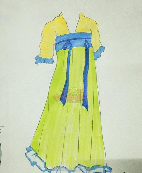 用彩铅画古风裙怎么画 儿童公主裙 古装画？