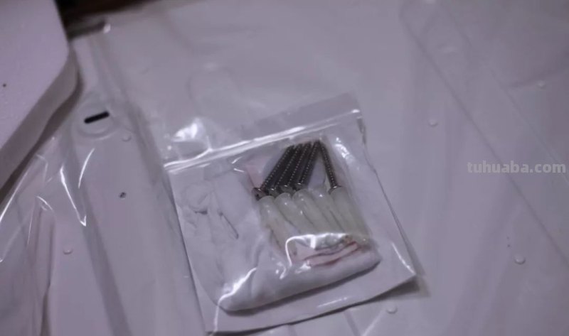 搞浪漫，客厅也可以~星轨版Yeelight皓石LED吸顶灯Pro入手记