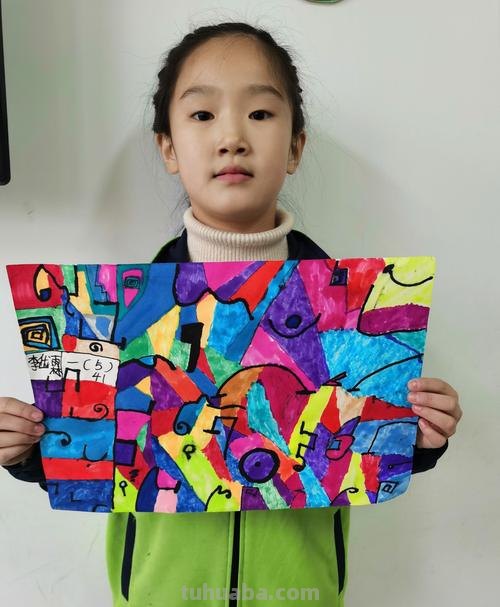 色彩画网:发现创造无限色彩的艺术乐园