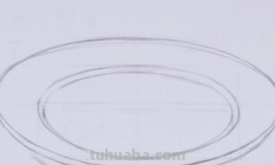 画技巧盘子速写 怎样画盘子？