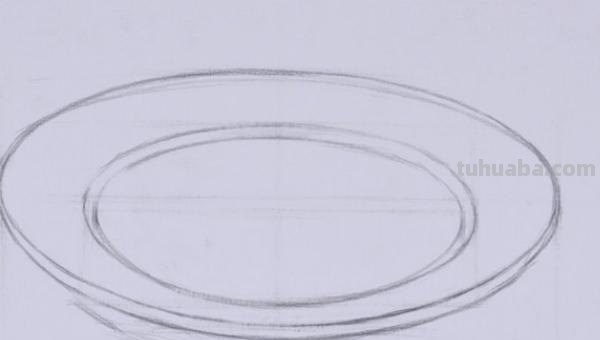 画技巧盘子速写 怎样画盘子？