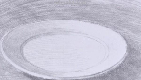 画技巧盘子速写 怎样画盘子？