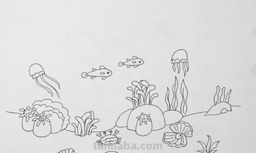 用彩铅画的珊瑚怎么画 单色系彩铅漫画简单？