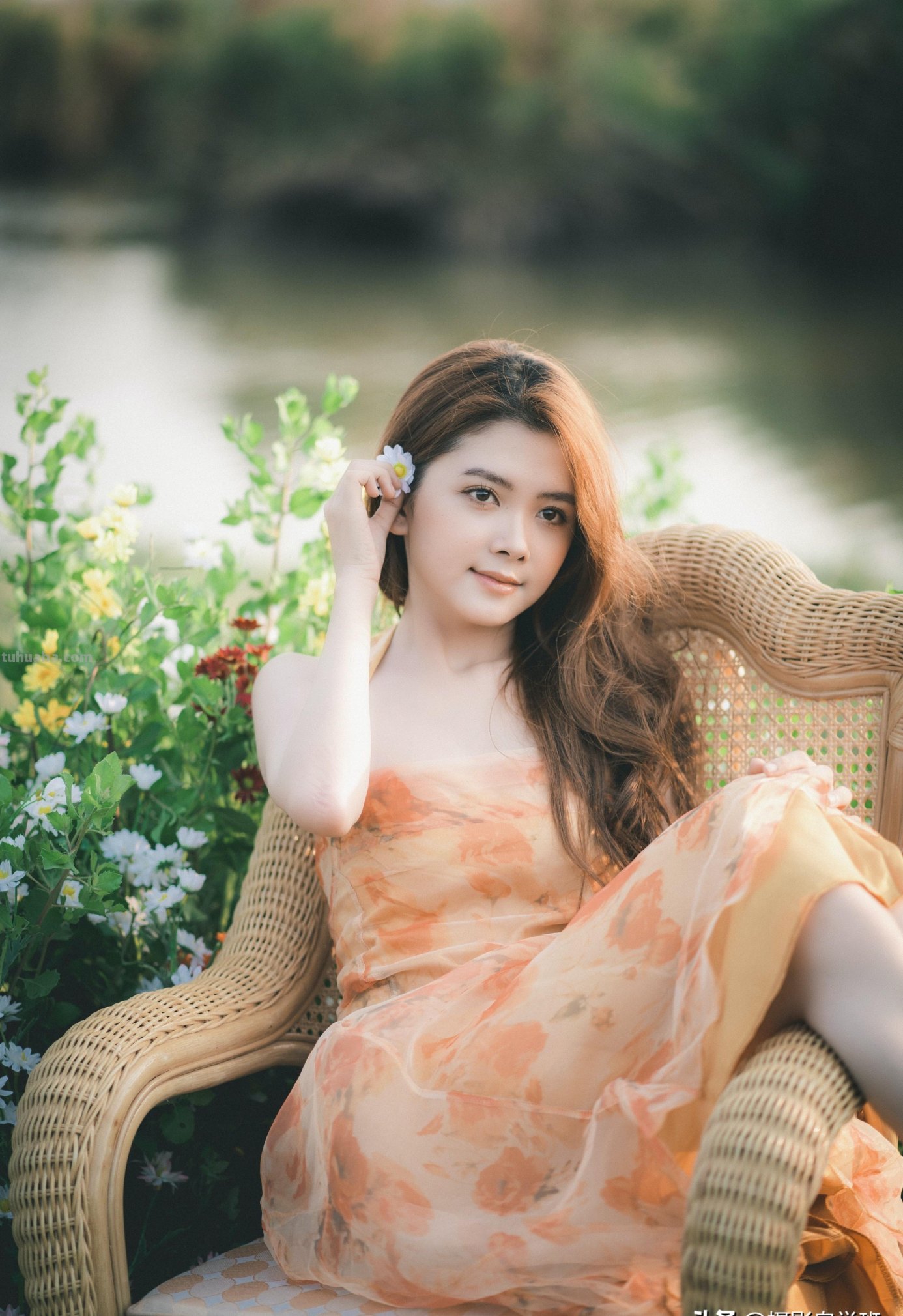 拍出大长腿，自然又优美，5个人像摄影技巧夏天拍照不毁