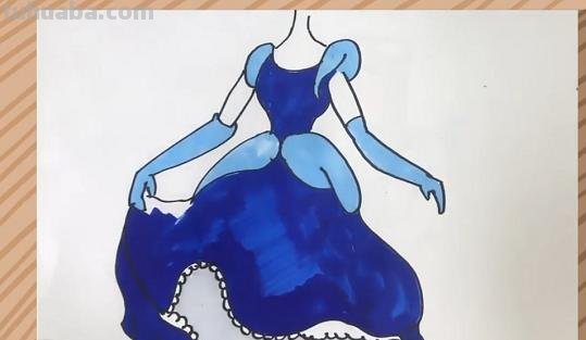 儿童彩铅画公主裙子怎么画 三年级画画简单又漂亮的裙子公主？
