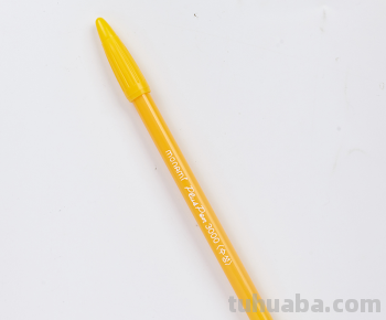 黄色彩色笔:绚丽色彩的奇妙世界