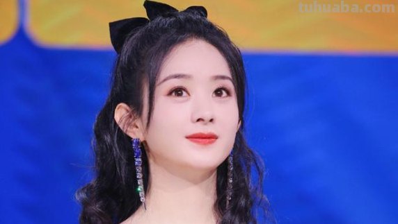 赵丽颖生图状态佳,被感动落泪现场画萤火虫,她的性格究竟有多可爱?