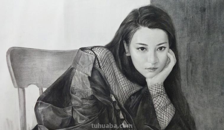 迪丽热巴素描 迪丽热巴素描图片