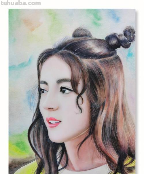 迪丽热巴素描彩铅画教程 迪丽热巴素描彩铅画教程视频