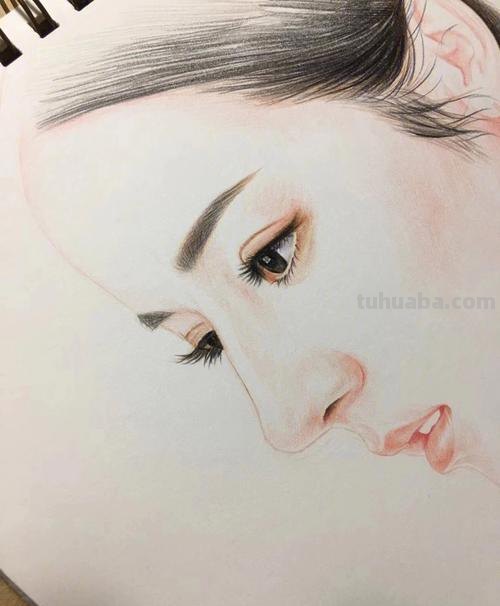 迪丽热巴素描彩铅画教程 迪丽热巴素描彩铅画教程视频