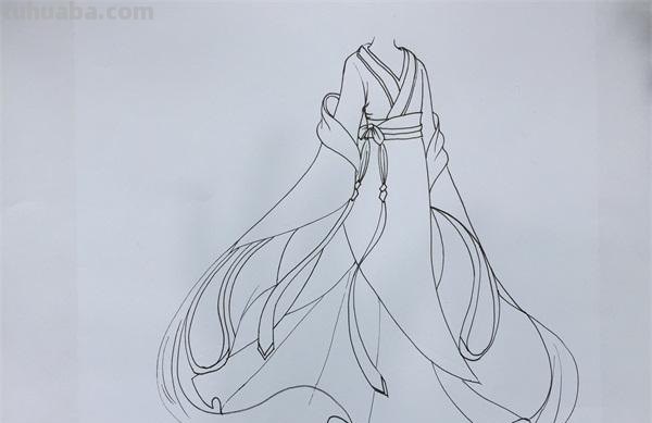 一步一步教你画古装女子 一步一步教画古装女子九尾