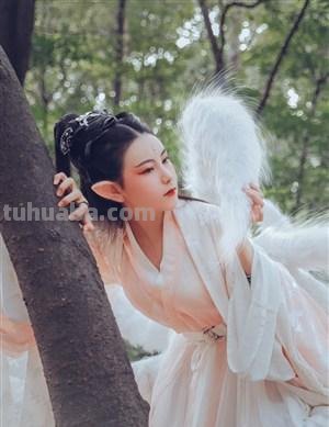 一步一步教你画古装女子 一步一步教画古装女子九尾