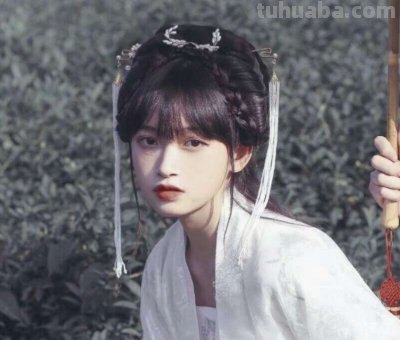 求古风真人情侣头像,要古风的,要真人的,要一张男一张女的,多给几对...