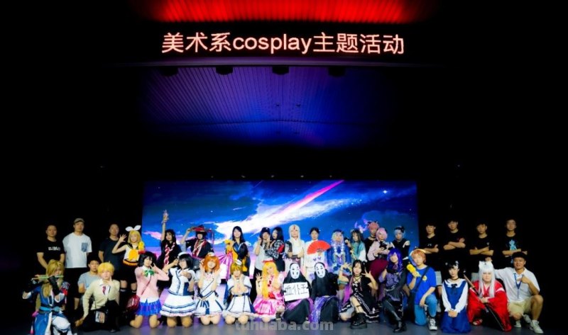 比这天气更火热的，是一场Cosplay Show！