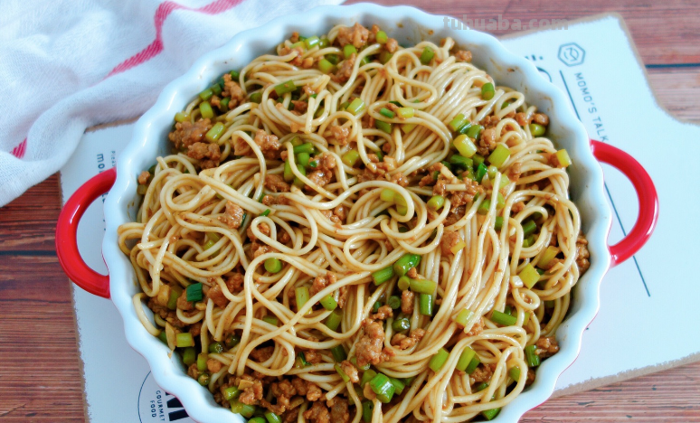 天热不想做饭，试试这4款简单的面食，省时省力又好吃，老少皆宜