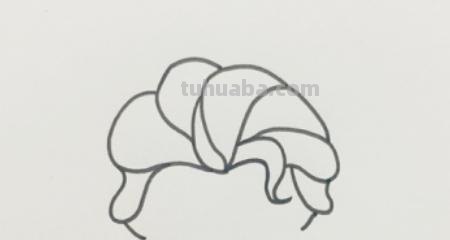艾莎图片简笔画怎么画 最简单画小公主，冰雪女王艾莎公主画法教程？