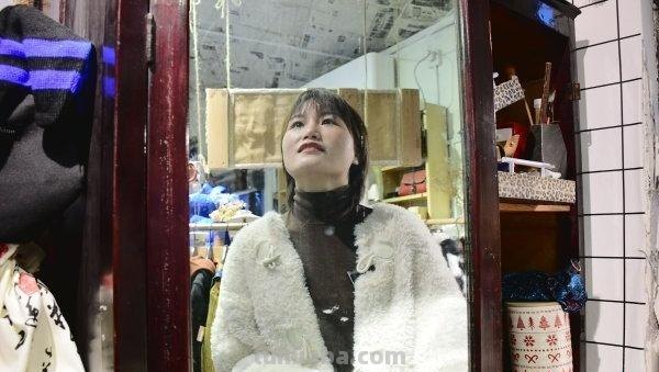 女孩带4000人当起“旧物猎手”，不花钱找到了可以使用的物品