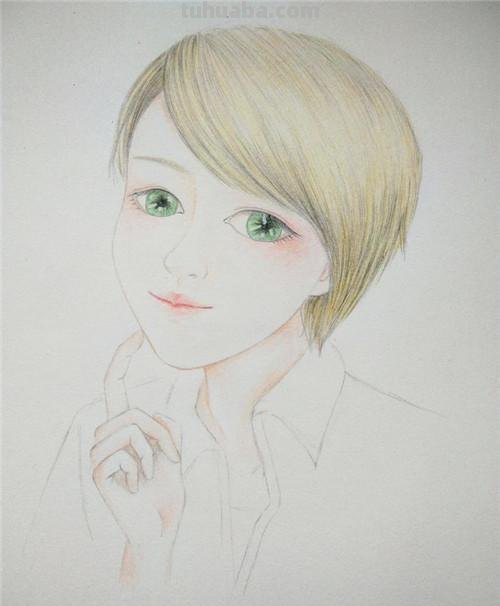 彩铅怎么画短头发女生 如何用彩铅画头发画出层次感?