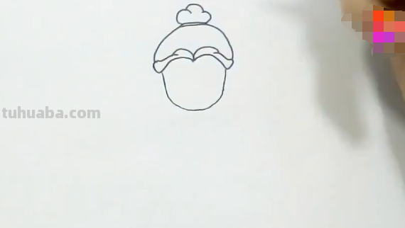 ...公主衣服要全身的,要漂亮的,衣服是晚礼服,不要太难画的,要像...