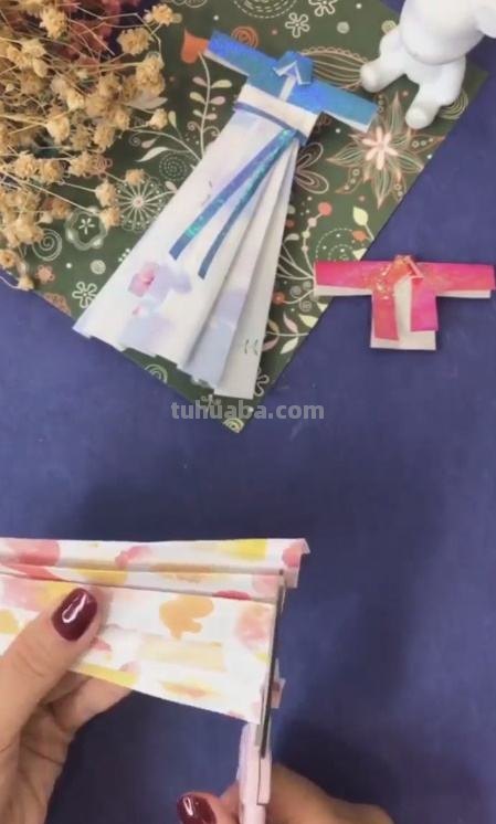 古装裙子怎么折?