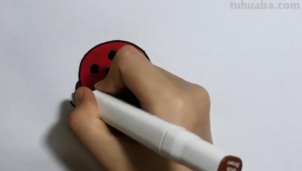 七星瓢虫怎么画简笔画 一年级七星瓢虫的花衣裳简单画最简单？