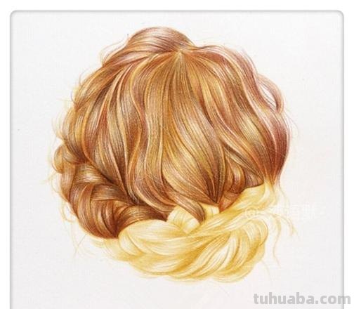 人物头发怎么画彩铅色 如何用彩铅画头发画出层次感?