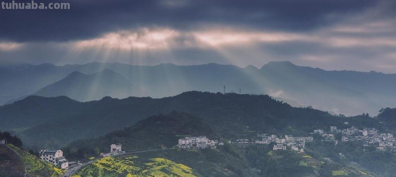 资深摄影师用手机拍摄丁达尔光摄影大片时，常用的6个技巧