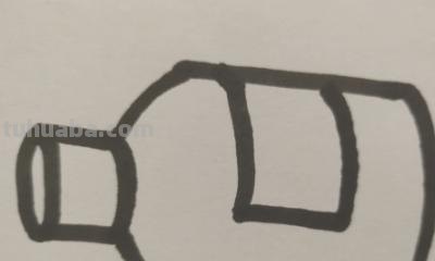 简笔画矿泉水瓶怎么画 怎样画简笔画“小瓶子”？