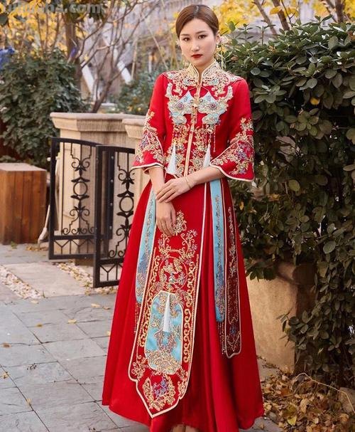 中式新娘服怎么画 中式新娘服怎么画好看