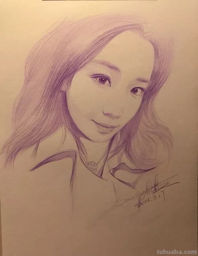 彩铅、水彩、色粉笔，这些绘画工具在他手里，居然能有……