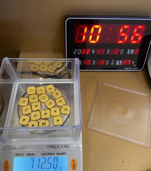 珠宝抵押还款,明智之选还是风险陷阱? 珠宝抵押还款,明智之选还是风险陷阱?