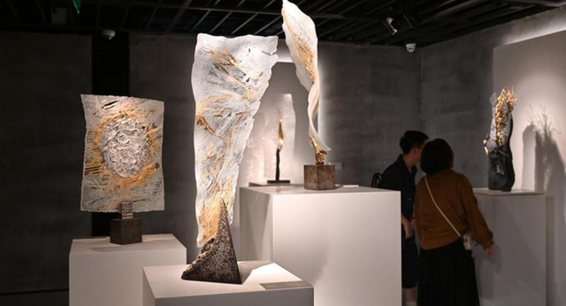 艺术品市场新闻,繁荣与挑战并存 艺术品市场新闻,繁荣与挑战并存