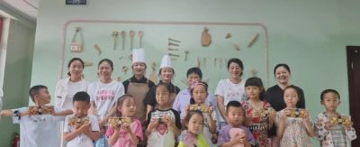 “小小烘焙师”趣味饼干DIY活动在六师文化馆举办 - 图画吧TUHUABA