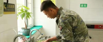 双节军营美食汇丨揭开兵哥哥的“加餐”密码 - 图画吧TUHUABA