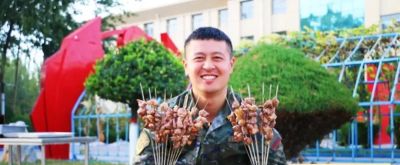 双节军营美食汇丨揭开兵哥哥的“加餐”密码 - 图画吧TUHUABA