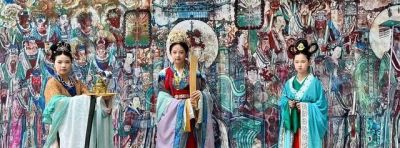 扮唐代仕女出神入“画”！广州一中学师生Cosplay走红网络 - 图画吧TUHUABA