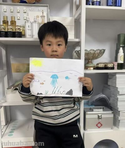 中班亲子美术--漂亮的水母 - 图画吧TUHUABA