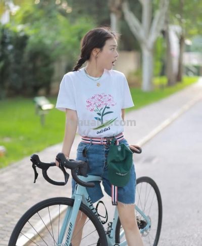 马思纯手绘衣服好有创意！这波操作我给满分 - 图画吧TUHUABA