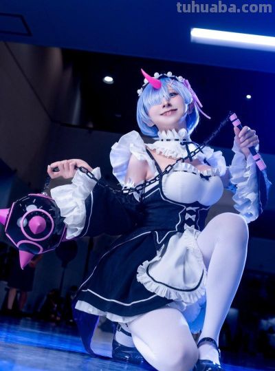 同样是玩 Cos：有人从宅男变美少女，有人从肥宅变成型男 - 图画吧TUHUABA